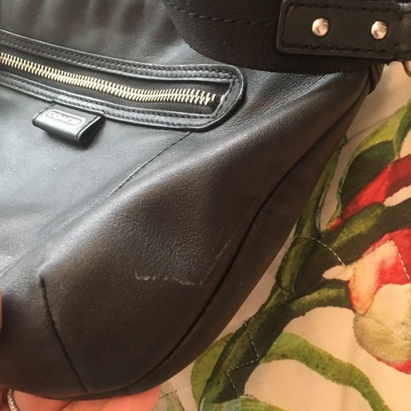 * SOLD * 🖤 Black Coach Purse 🖤 - Picture 7 of 10